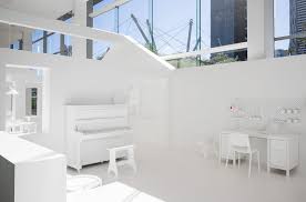 Picture of Obliteration Room completely white.